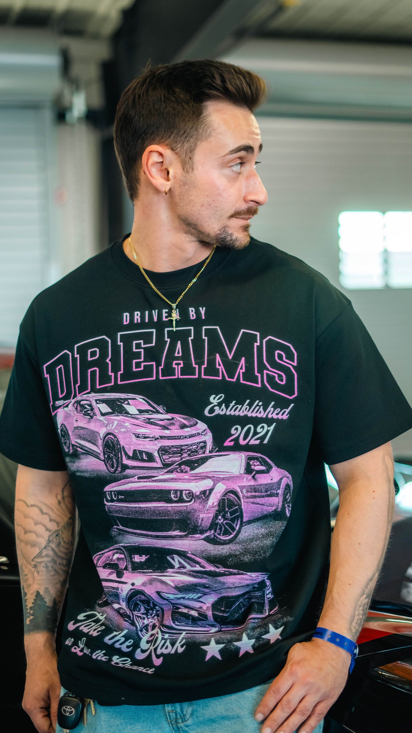 MUSLCE CAR TEE